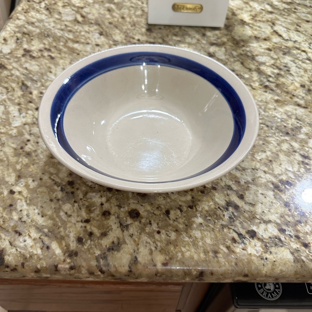Source Unknown Cream and Blue Bowl